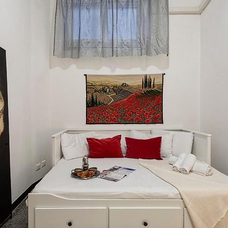 Ferienwohnung Fantastic House Near The Station Free Parking Genua Exterior foto