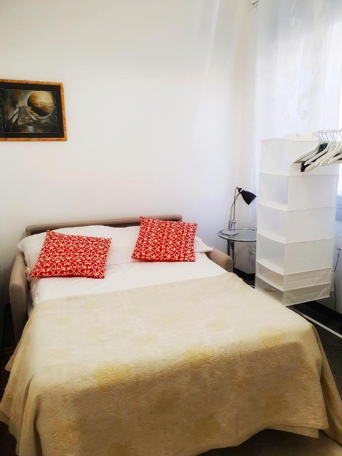 Ferienwohnung Fantastic House Near The Station Free Parking Genua Exterior foto