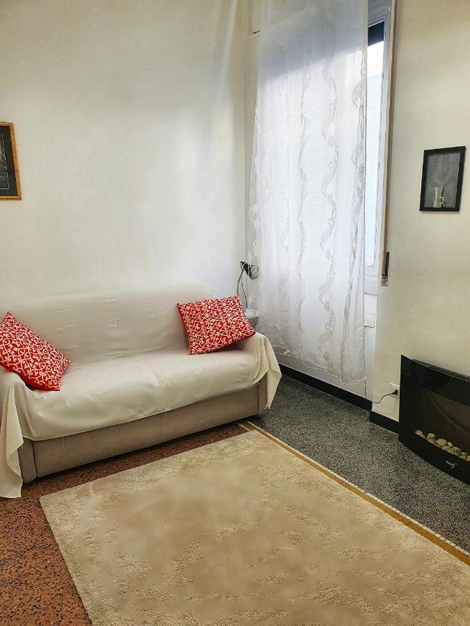 Ferienwohnung Fantastic House Near The Station Free Parking Genua Exterior foto