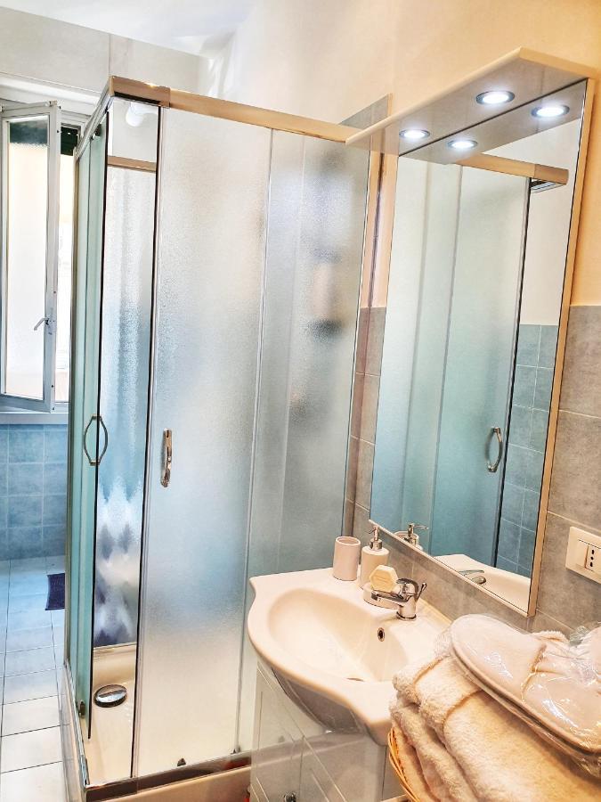Ferienwohnung Fantastic House Near The Station Free Parking Genua Exterior foto