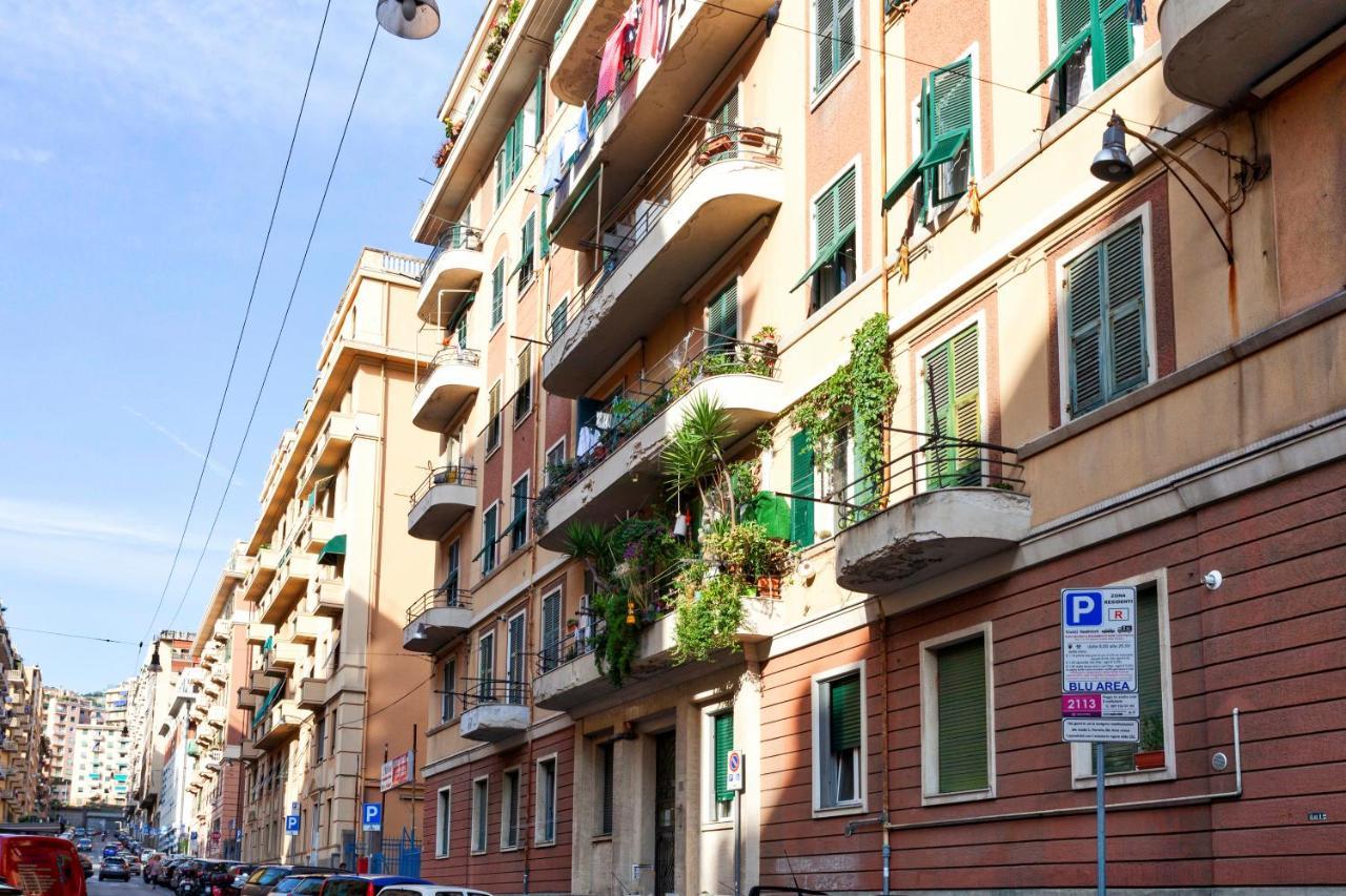 Ferienwohnung Fantastic House Near The Station Free Parking Genua Exterior foto